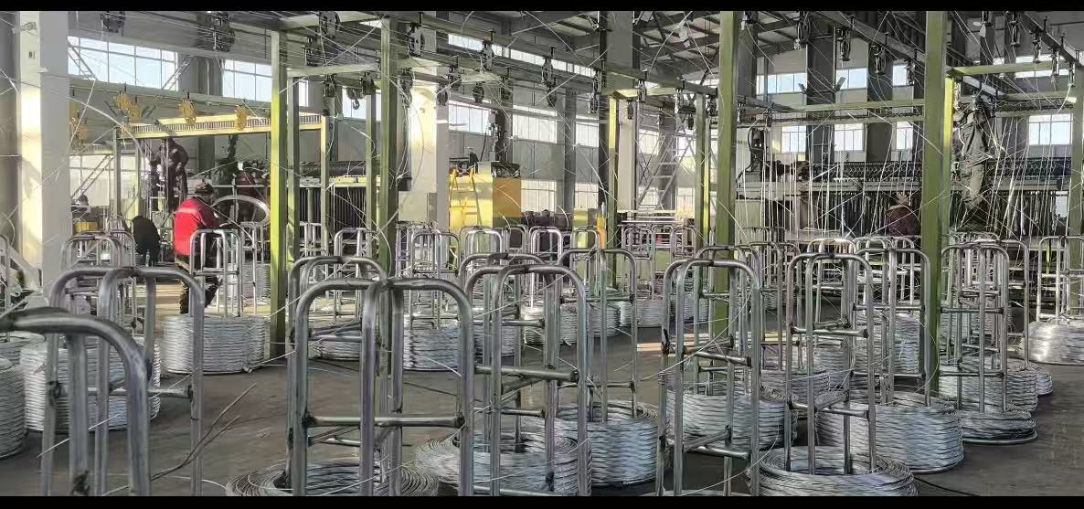 Últimos blogs de la empresa sobre Fabricante de gaviones aumenta la producción tras adoptar la tecnología CNC de JINLIDA