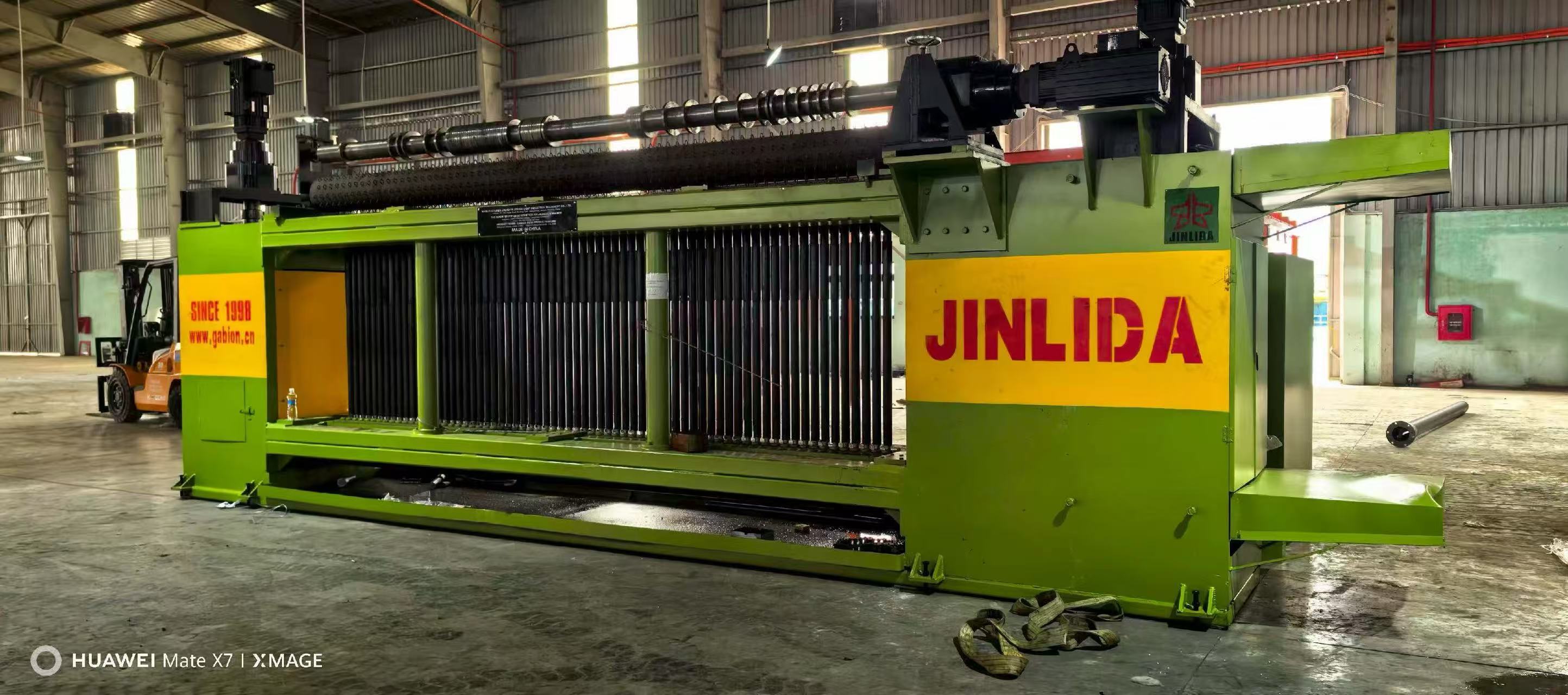 Últimos blogs de la empresa sobre Guía de compra de la máquina de malla de gabión CNC (edición 2026) Factores clave antes de comprar una máquina de gabión