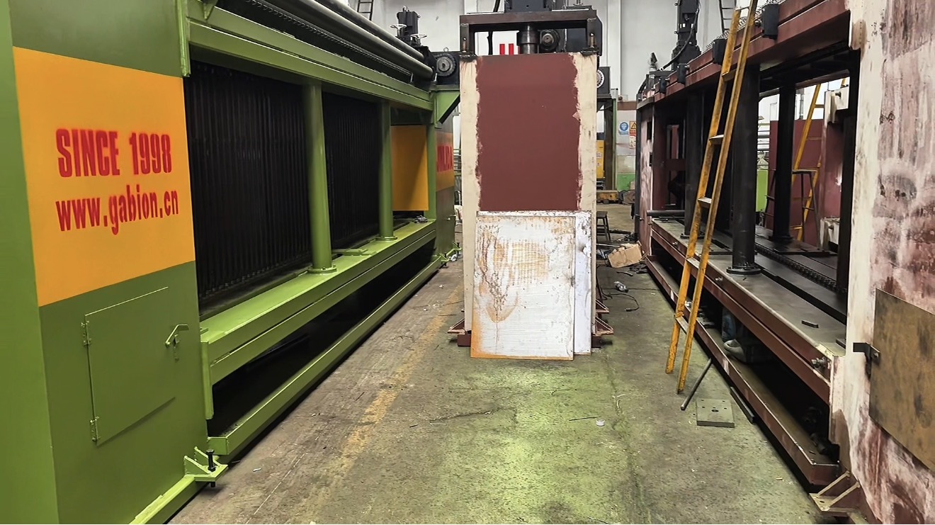 Últimos blogs de la empresa sobre Why Are More and More Customers Choosing JINLIDA? — The High-Value Choice in the Gabion Machine Industry