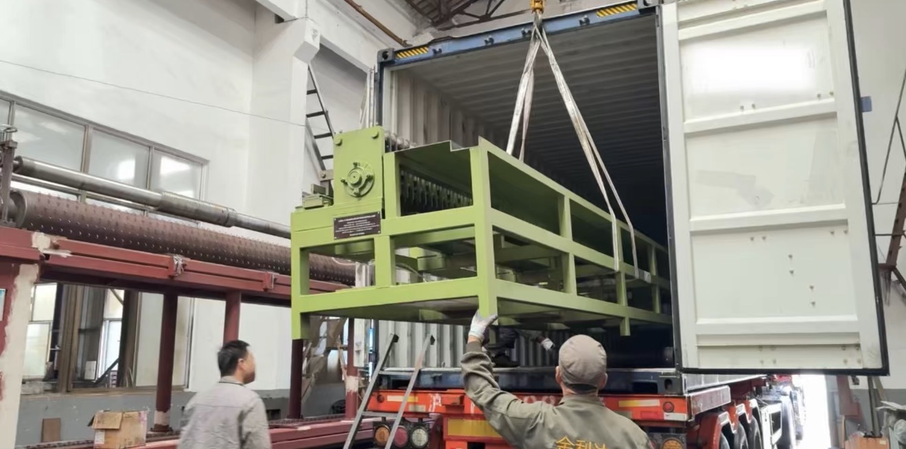Últimos blogs de la empresa sobre Machine Edge Rolling for Gabion Mesh: Advantages in Strength, Efficiency and Anti-Corrosion