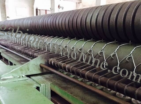 comprar Método de soldadura puntual Máquina de malla de gabión con 7,5m × 1,5m × 1,6m 3KVA 7,5KW fabricación en línea