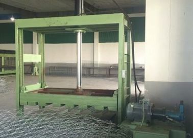 comprar Presión hexagonal automática de la empaquetadora de la malla 80KN, movimiento de trabajo de 700m m fabricación en línea